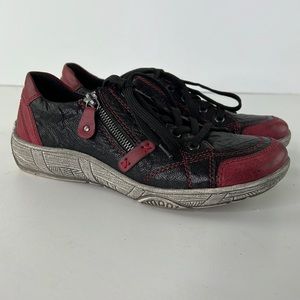 Remonte Red & Black Lace Up Sneaker